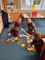 Stay & play fun in Ms McNeils\'s 1st class